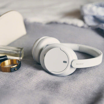 Sony WH-CH720N უსადენო ხმაურის დამხშობი სტერეო ყურსასმენი, თეთრი
